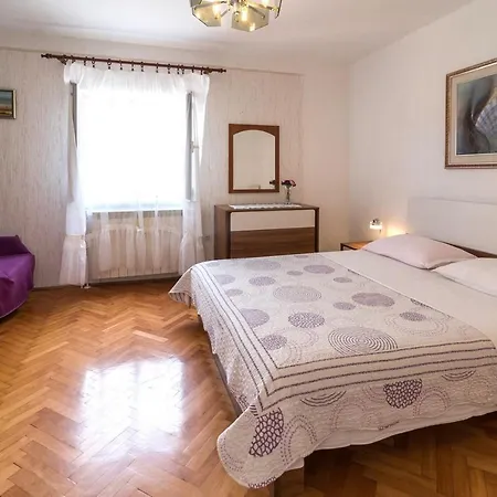 Petar * Vrbnik (Primorje-Gorski Kotar)